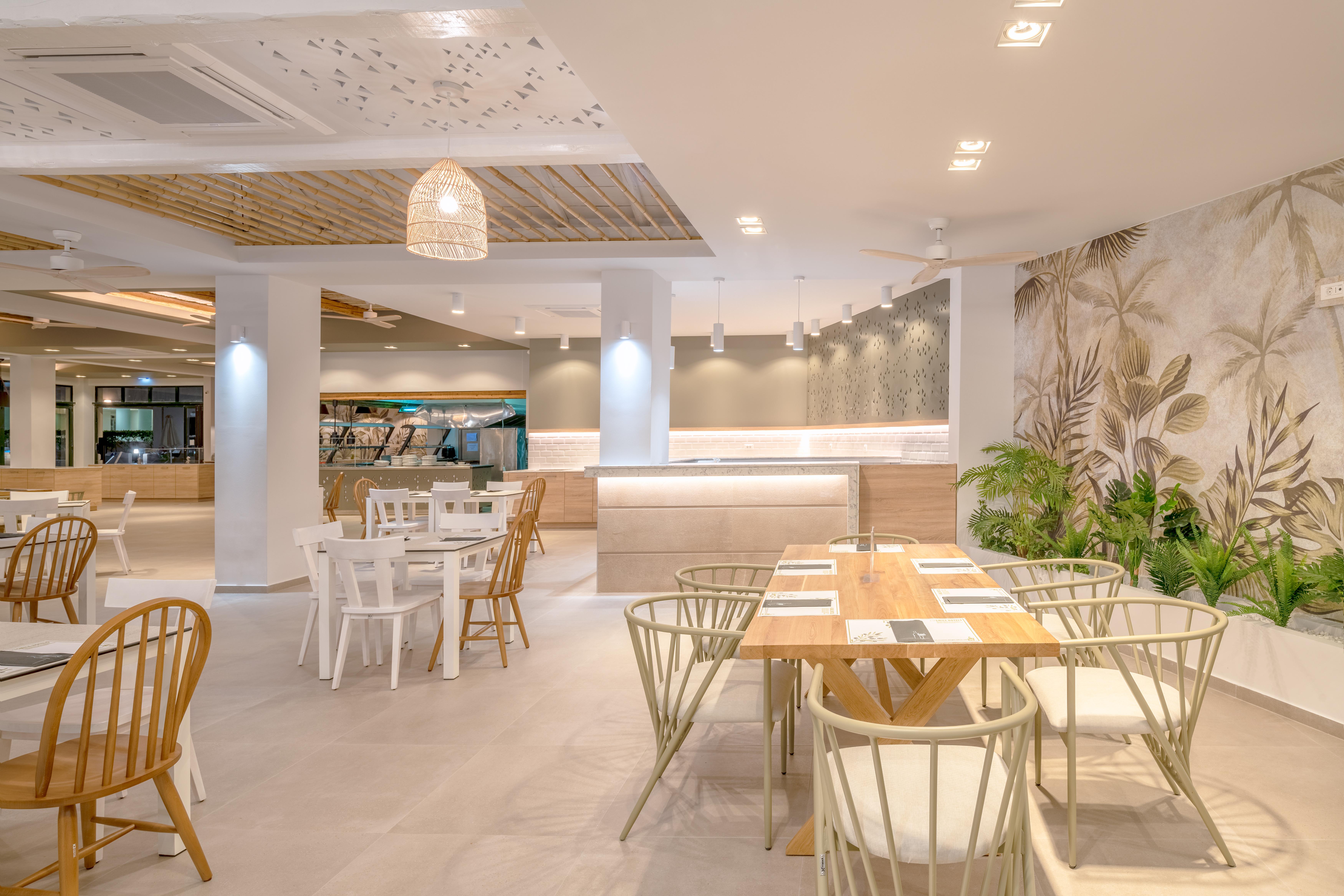 Iolida Beach By Smile Hotels Agia Marina Dış mekan fotoğraf